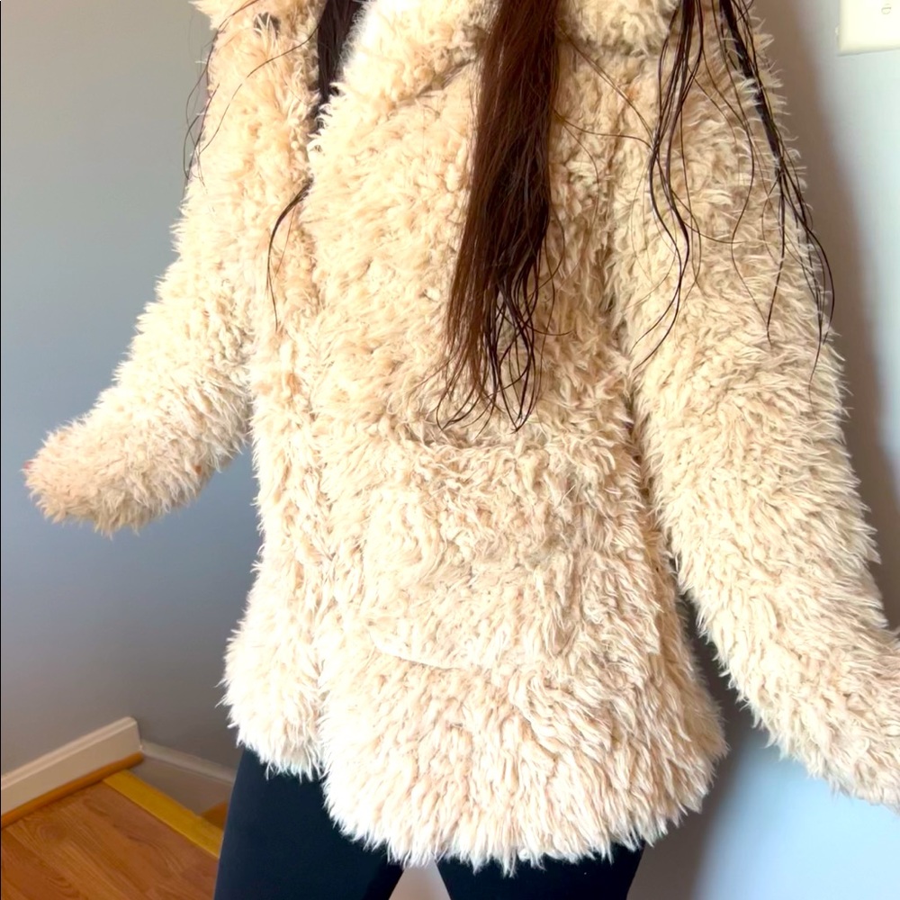 New jacket, warm and fashionable